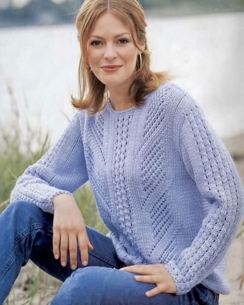 Pull à Points Ajourés au Tricot