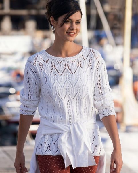 Pull Ajouré au Tricot