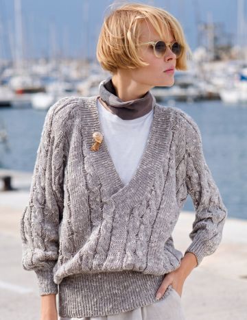 Pull à Encolure en V Profonde