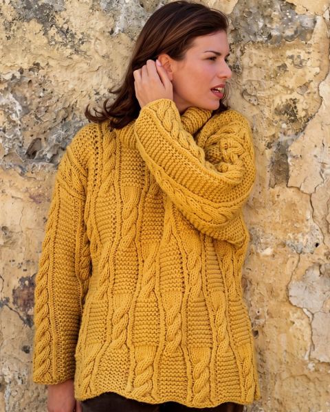 Pull avec Point en Relief et Torsades
