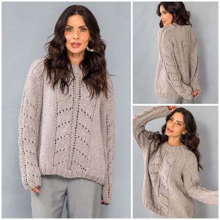 Pull avec Point Fantaisie central