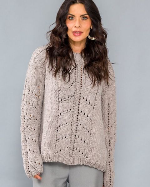 Pull avec Point Fantaisie central
