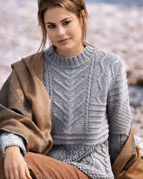 Pull avec combinaison de points