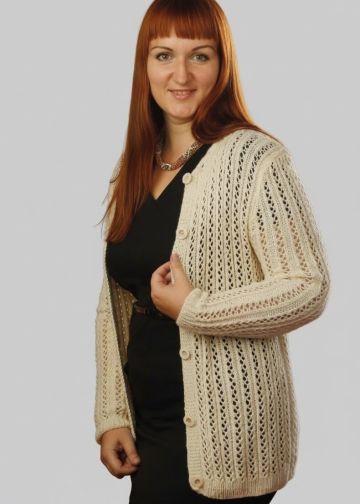 Gilet Ajouré à Boutons au Tricot
