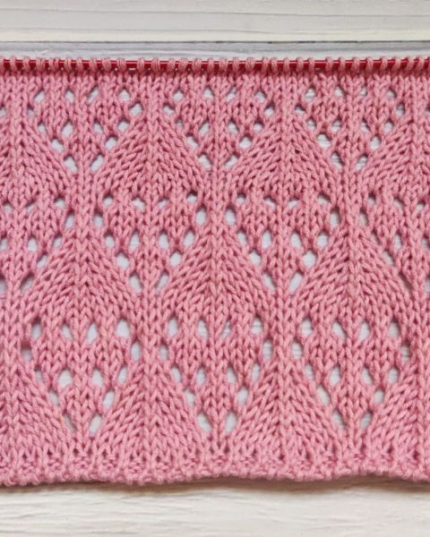 Point Coeur Ajouré au Tricot