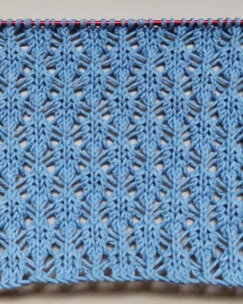 Point de Damier Ajouré au Tricot