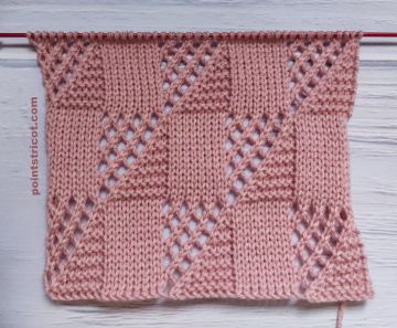 Point de Damier Ajouré au Tricot