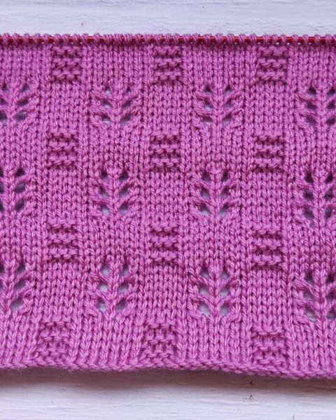 Point Damier Ajouré au Tricot