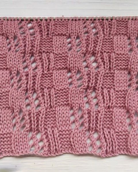 Point Damier Ajouré au Tricot