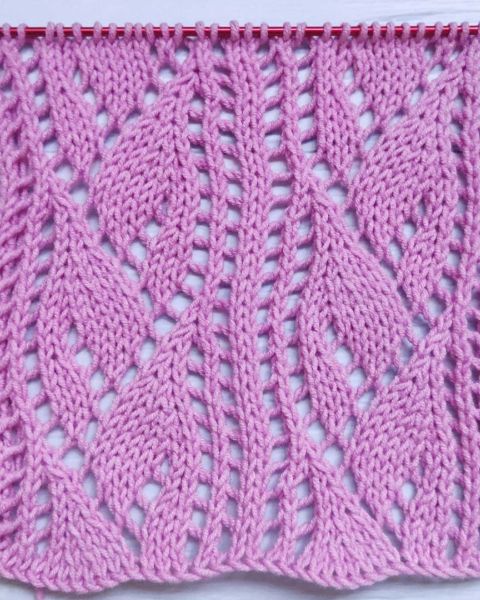 Point de Feuilles Ajourées au Tricot
