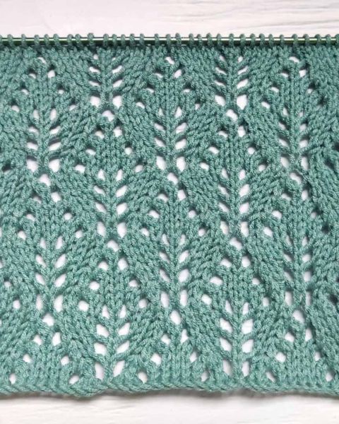 Point de Feuilles Ajourées au Tricot