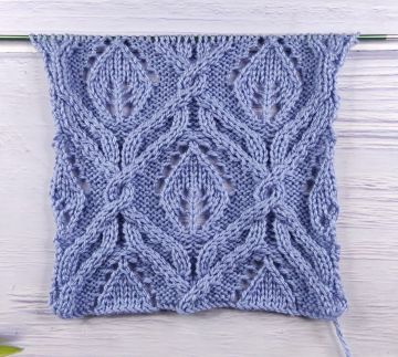 Point de Feuilles et Torsades au Tricot