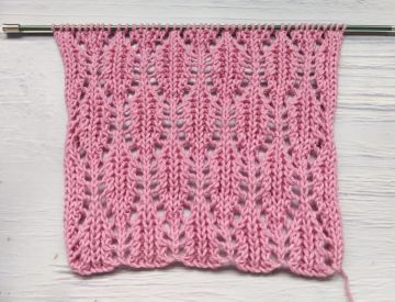 Point Ajouré Feuilles au Tricot