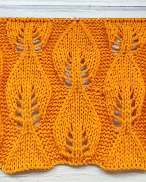 Point Feuilles Ajourées au Tricot