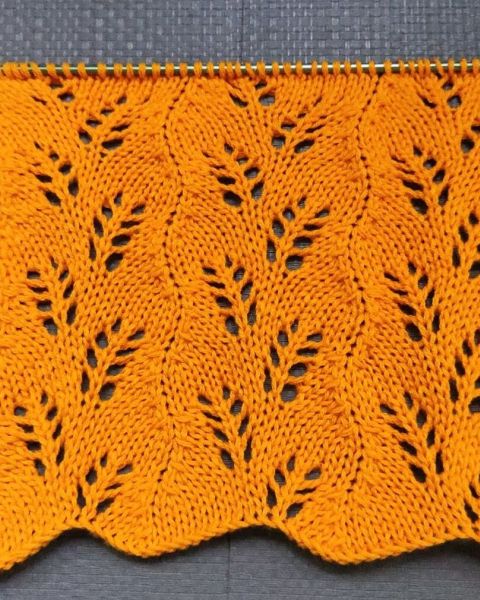 Point Feuilles au Tricot