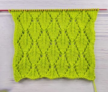 Point de Feuilles Ajourées au Tricot