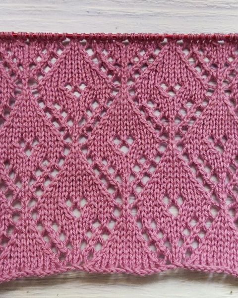 Point Ajouré à Losanges au Tricot
