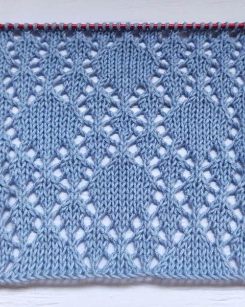 Point de Losanges Ajourés au Tricot
