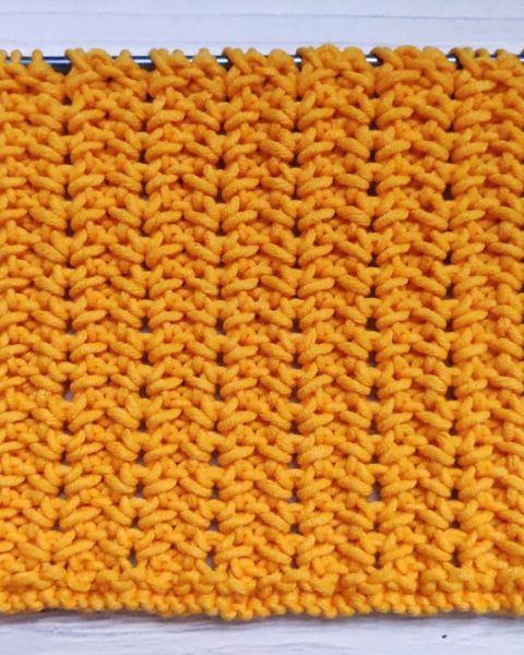 Point Relief au Tricot
