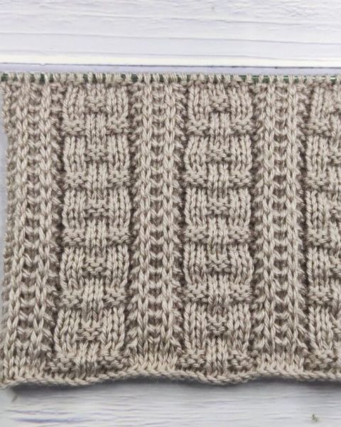 Point en Relief au Tricot