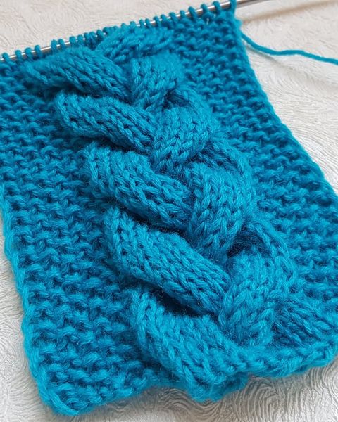 Tresse volumineuse au tricot