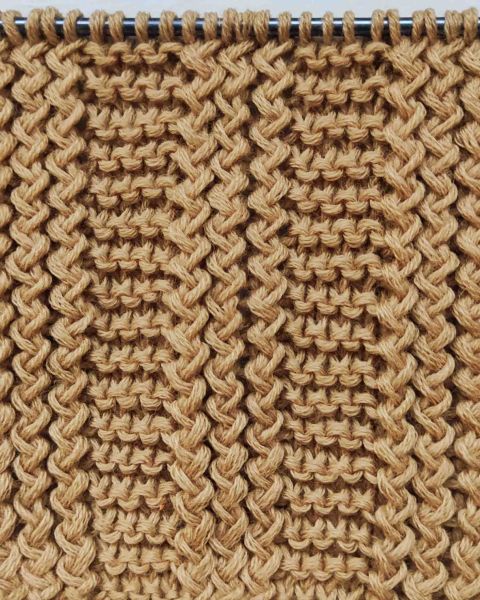 Point Mousse et Torsades au Tricot